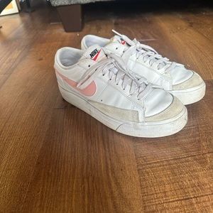 Platform nike blazers